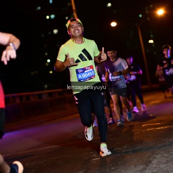 Runner Photo 4033608