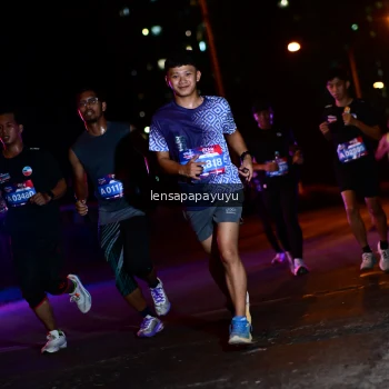 Runner Photo 4033634
