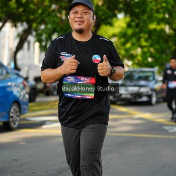 Runner Photo 4033700