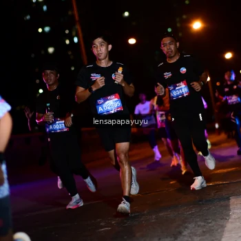 Runner Photo 4033704