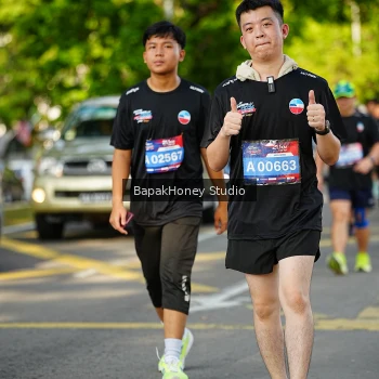Runner Photo 4033736