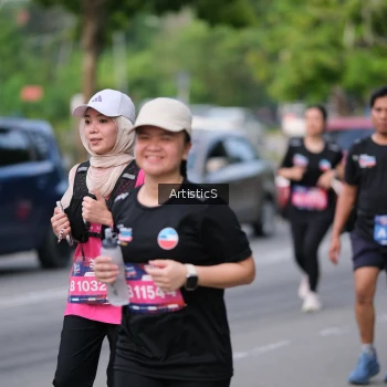 Runner Photo 4033738