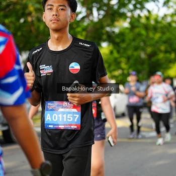 Runner Photo 4033912