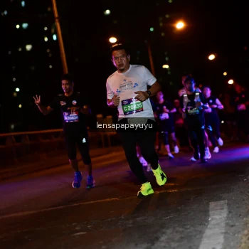 Runner Photo 4034013