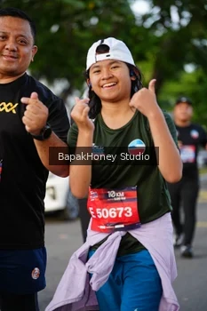 Runner Photo 4034016