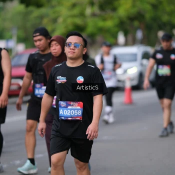 Runner Photo 4034024
