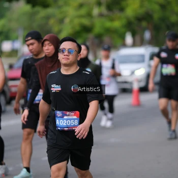 Runner Photo 4034030