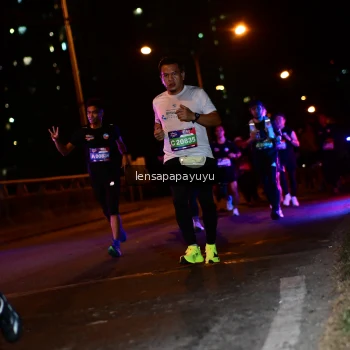 Runner Photo 4034114