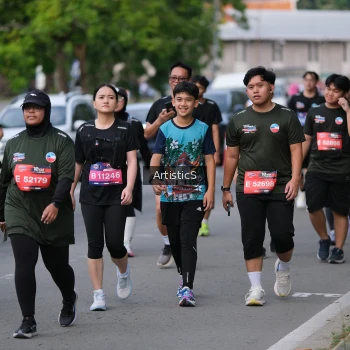 Runner Photo 4034116