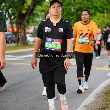 Runner Photo 4034139