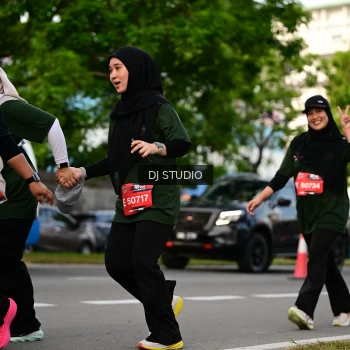 Runner Photo 4034153