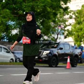 Runner Photo 4034191