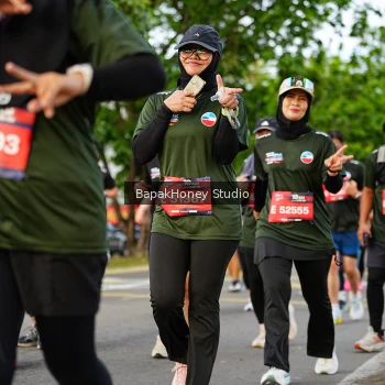Runner Photo 4034225