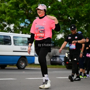 Runner Photo 4034233