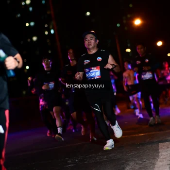 Runner Photo 4034235