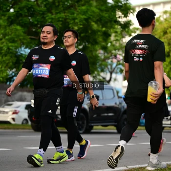 Runner Photo 4034279