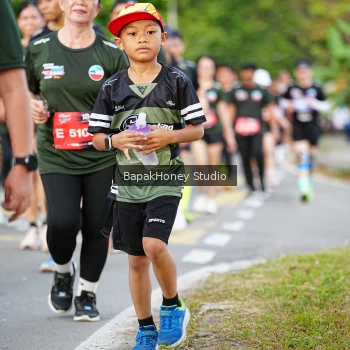 Runner Photo 4034280