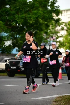 Runner Photo 4034298