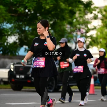 Runner Photo 4034301
