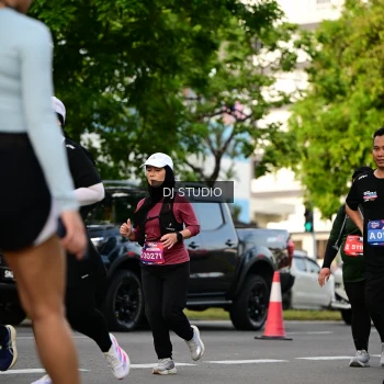 Runner Photo 4034313