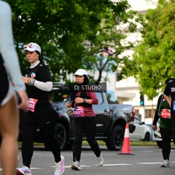 Runner Photo 4034315