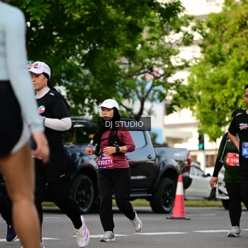 Runner Photo 4034316