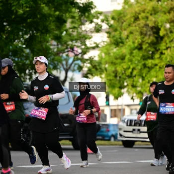 Runner Photo 4034325