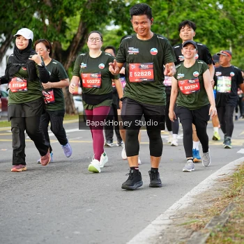 Runner Photo 4034329