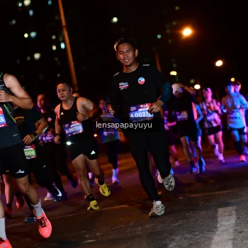 Runner Photo 4034334