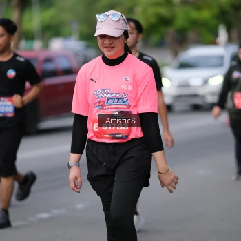 Runner Photo 4034345