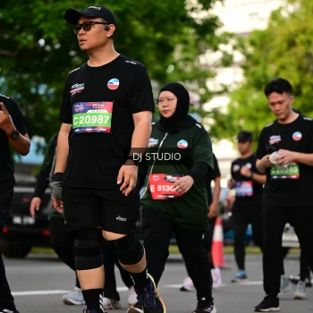 Runner Photo 4034346