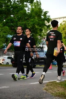 Runner Photo 4034351