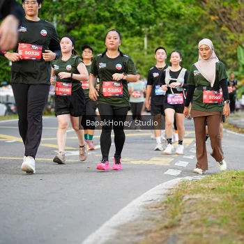 Runner Photo 4034355