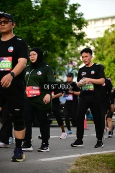 Runner Photo 4034359