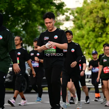 Runner Photo 4034363