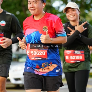 Runner Photo 4034367