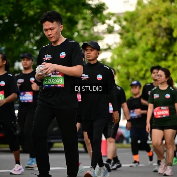 Runner Photo 4034371