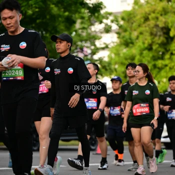 Runner Photo 4034372
