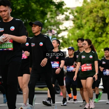 Runner Photo 4034375