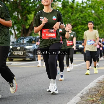 Runner Photo 4034403
