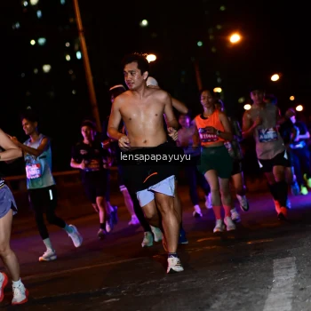 Runner Photo 4034411