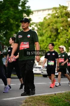 Runner Photo 4034437