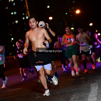 Runner Photo 4034441