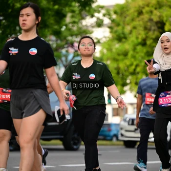 Runner Photo 4034477