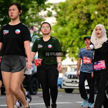 Runner Photo 4034480
