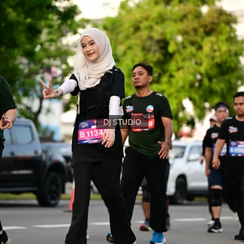 Runner Photo 4034503
