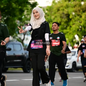 Runner Photo 4034515