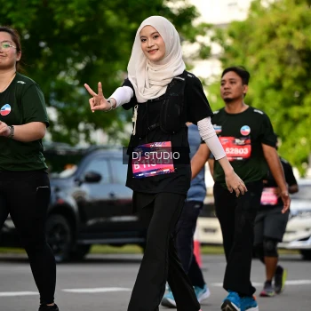 Runner Photo 4034518