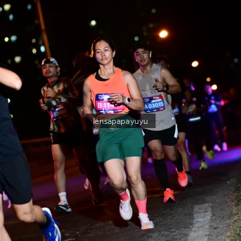 Runner Photo 4034536