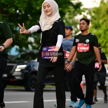 Runner Photo 4034541